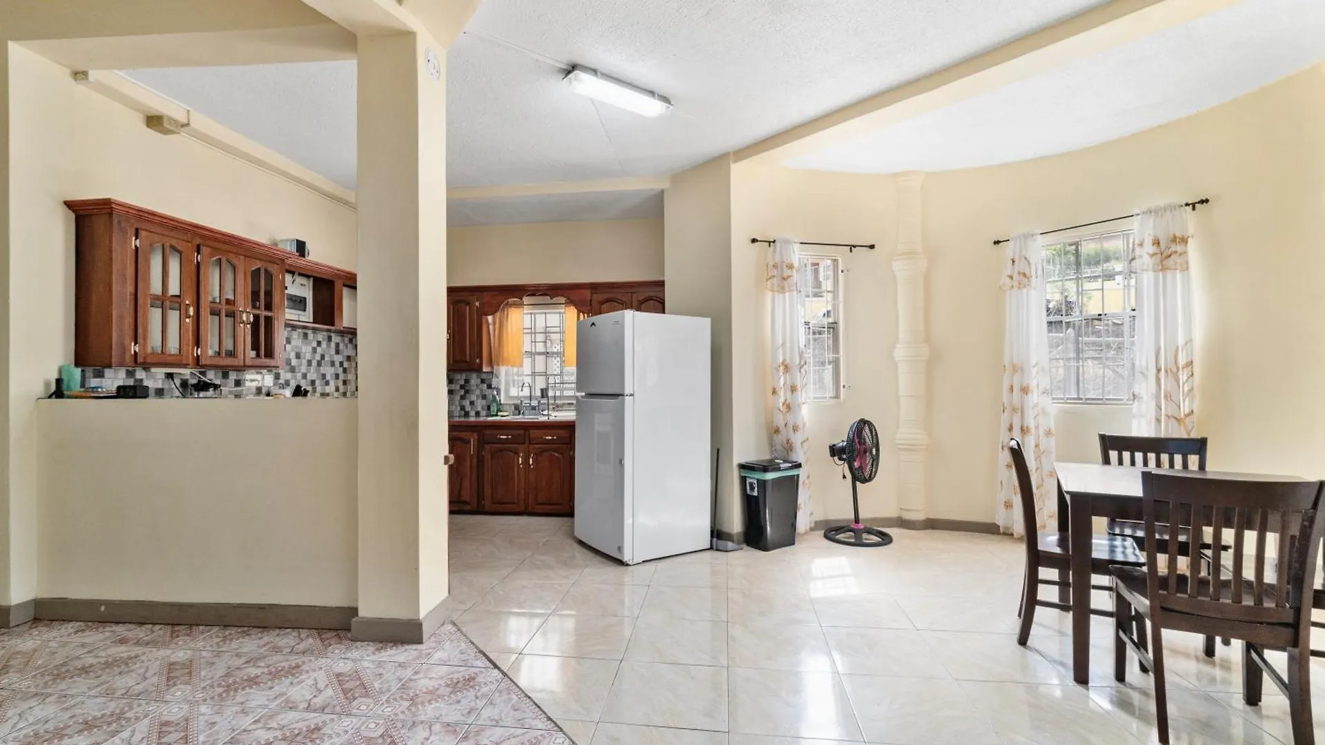 Homely 2 Bedroom Morne Rouge